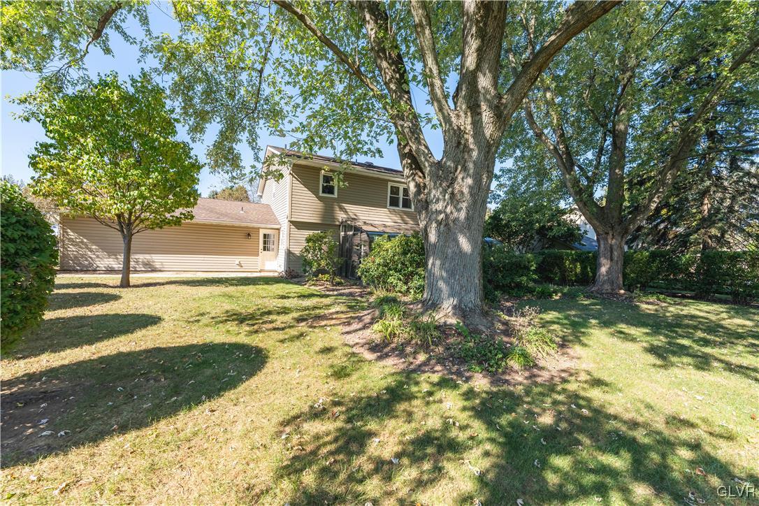 221 Wolf Drive