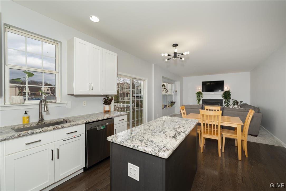 3601 Cobblestone Lane