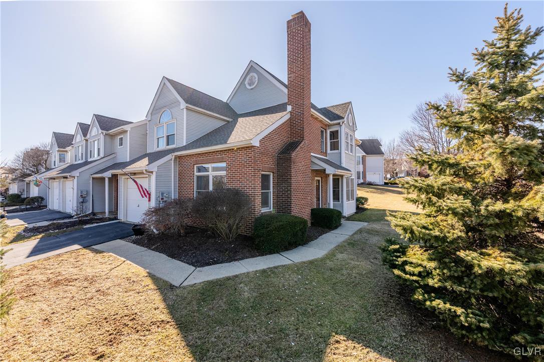 7784 Cross Creek Circle