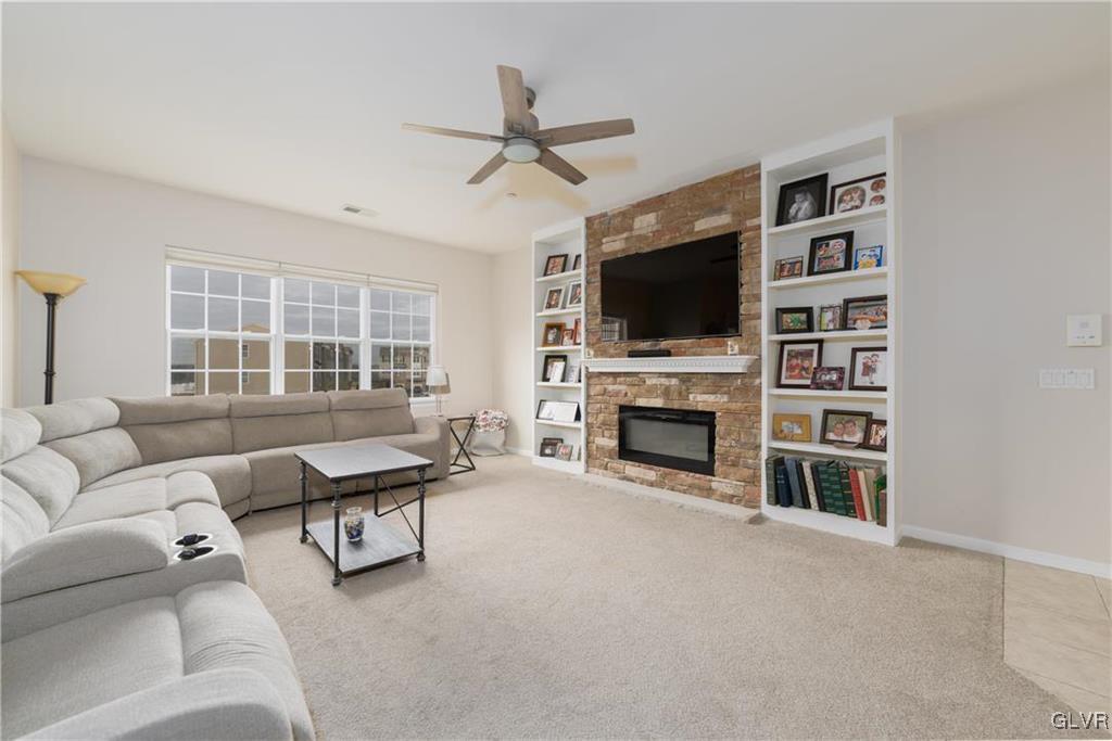 6835 Pioneer Drive