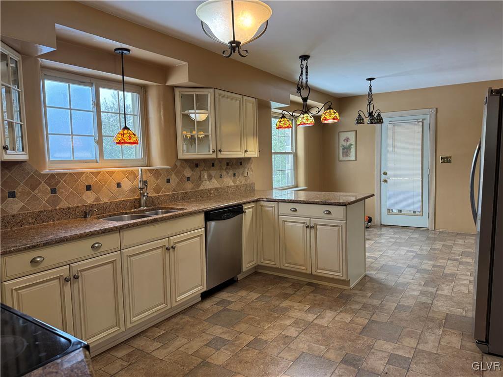 4656 Vera Cruz Road