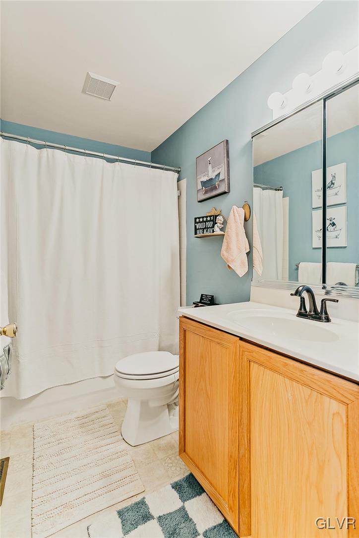 5285 Dartmouth Drive