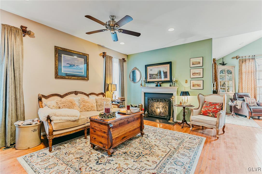 5285 Dartmouth Drive