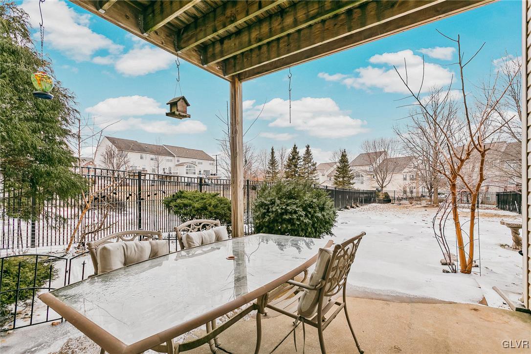 5285 Dartmouth Drive