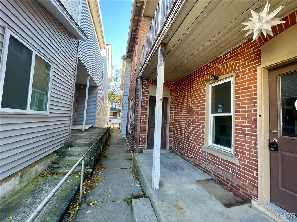 427 Chestnut Street