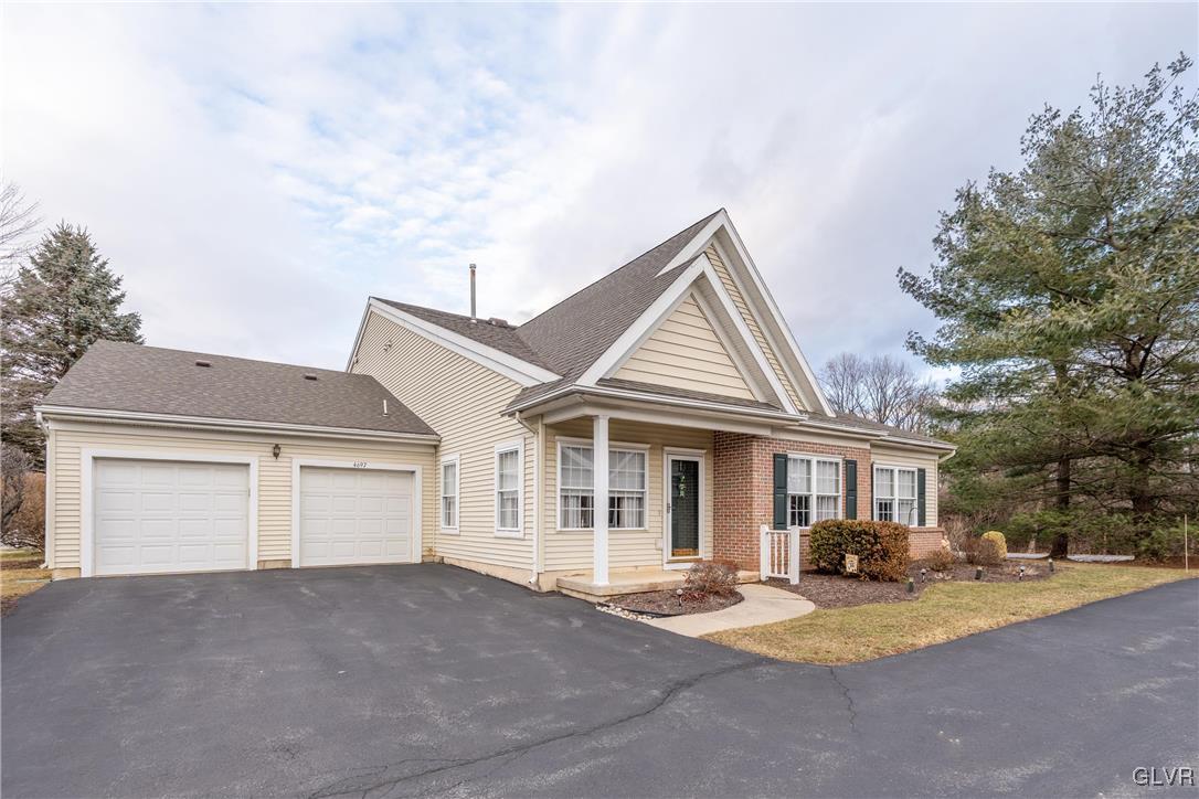 4697 Blue Grass Lane