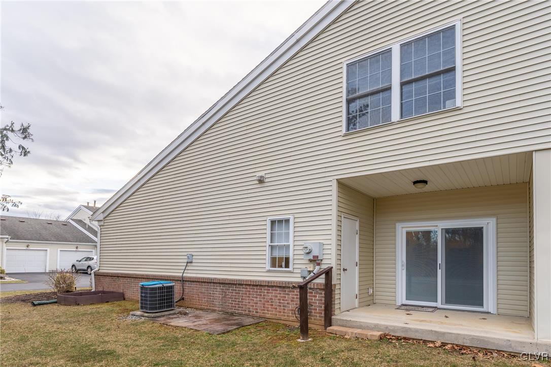4697 Blue Grass Lane
