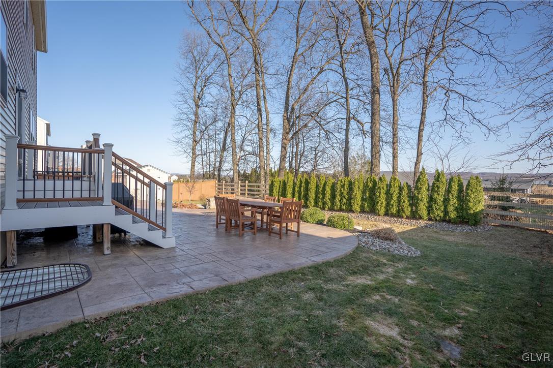 9222 Windy Bush Lane