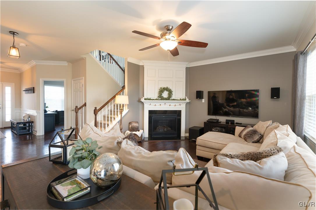 9222 Windy Bush Lane