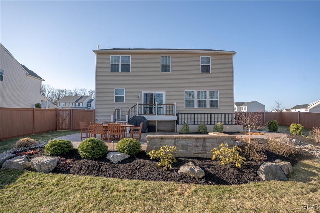 9222 Windy Bush Lane