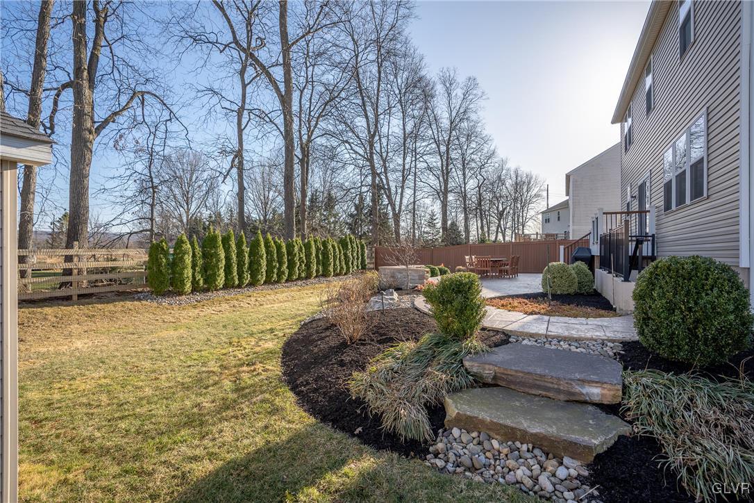 9222 Windy Bush Lane