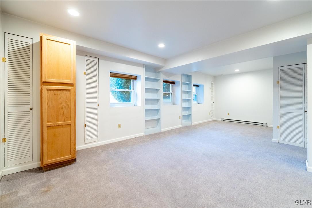 2610 Rolling Green Drive