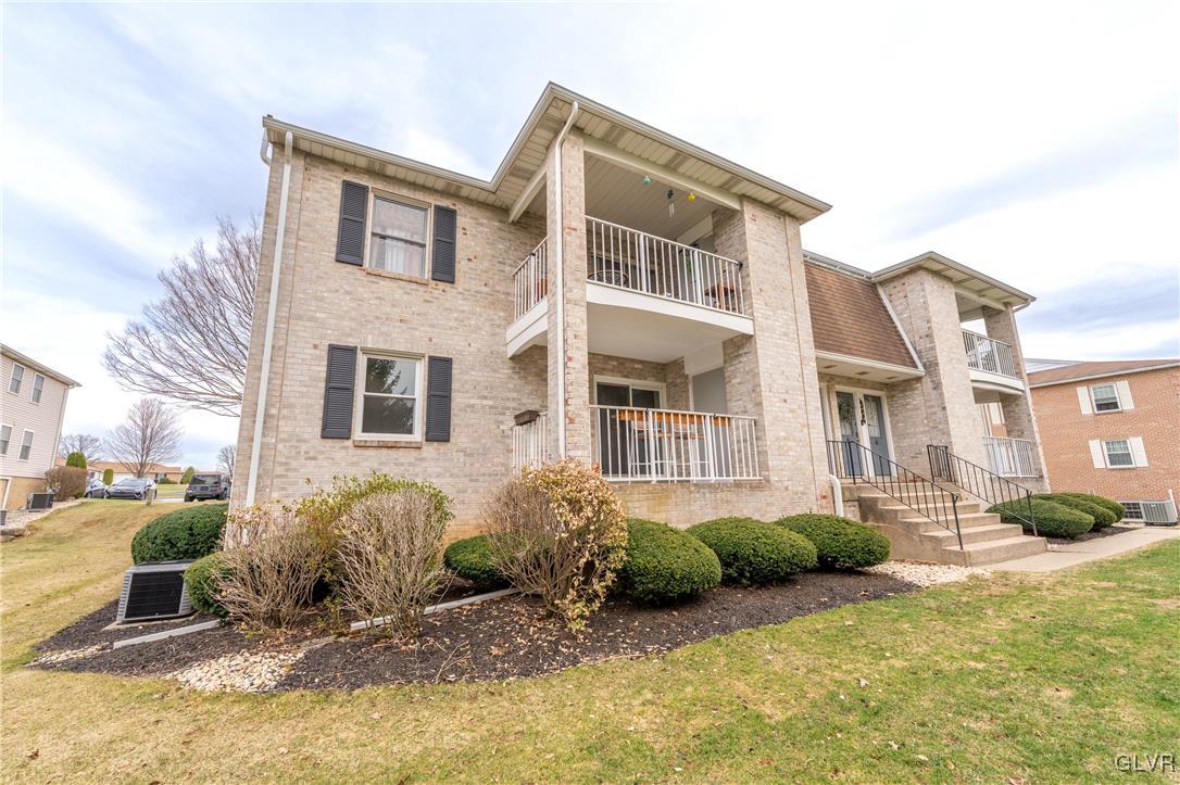 2610 Rolling Green Drive