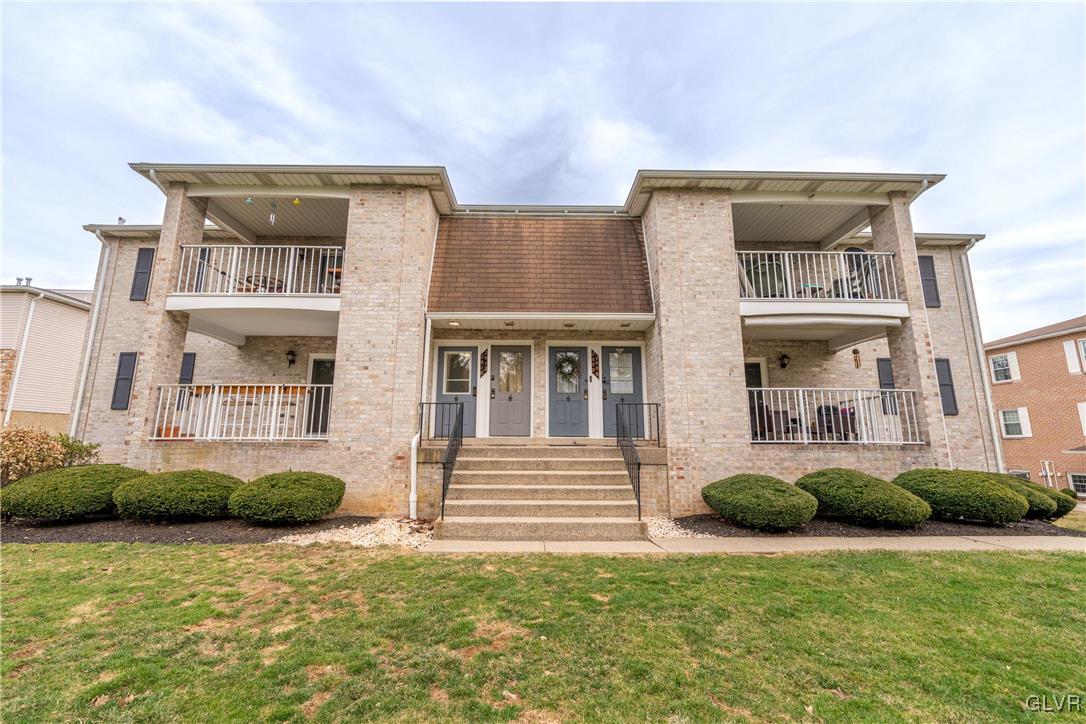 2610 Rolling Green Drive