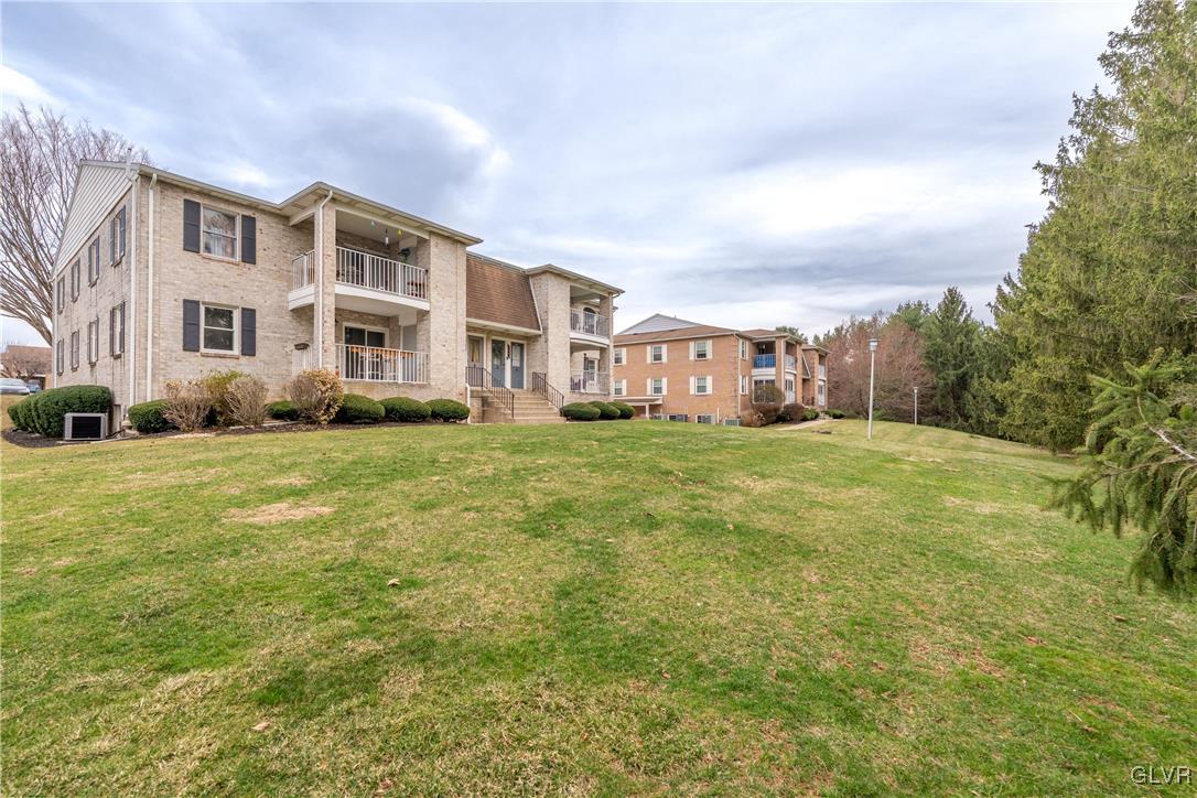 2610 Rolling Green Drive