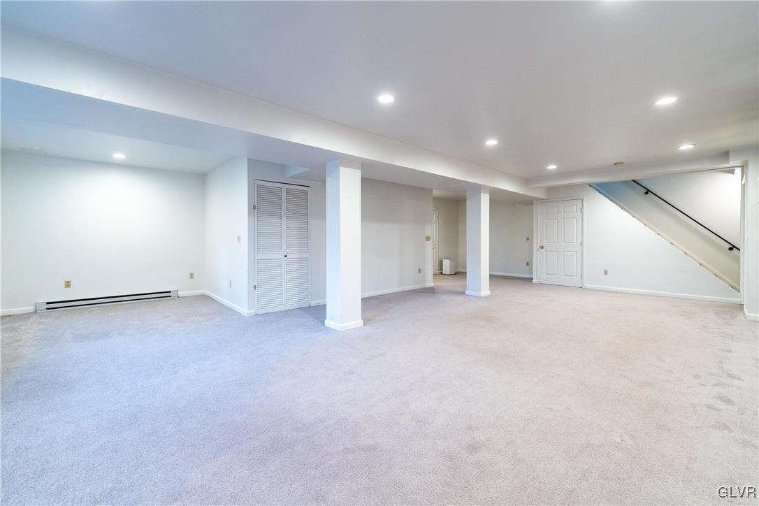 2610 Rolling Green Drive