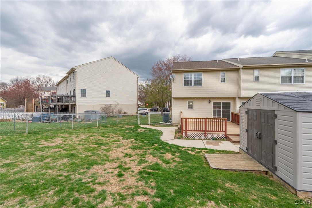 98 Cobblestone Court