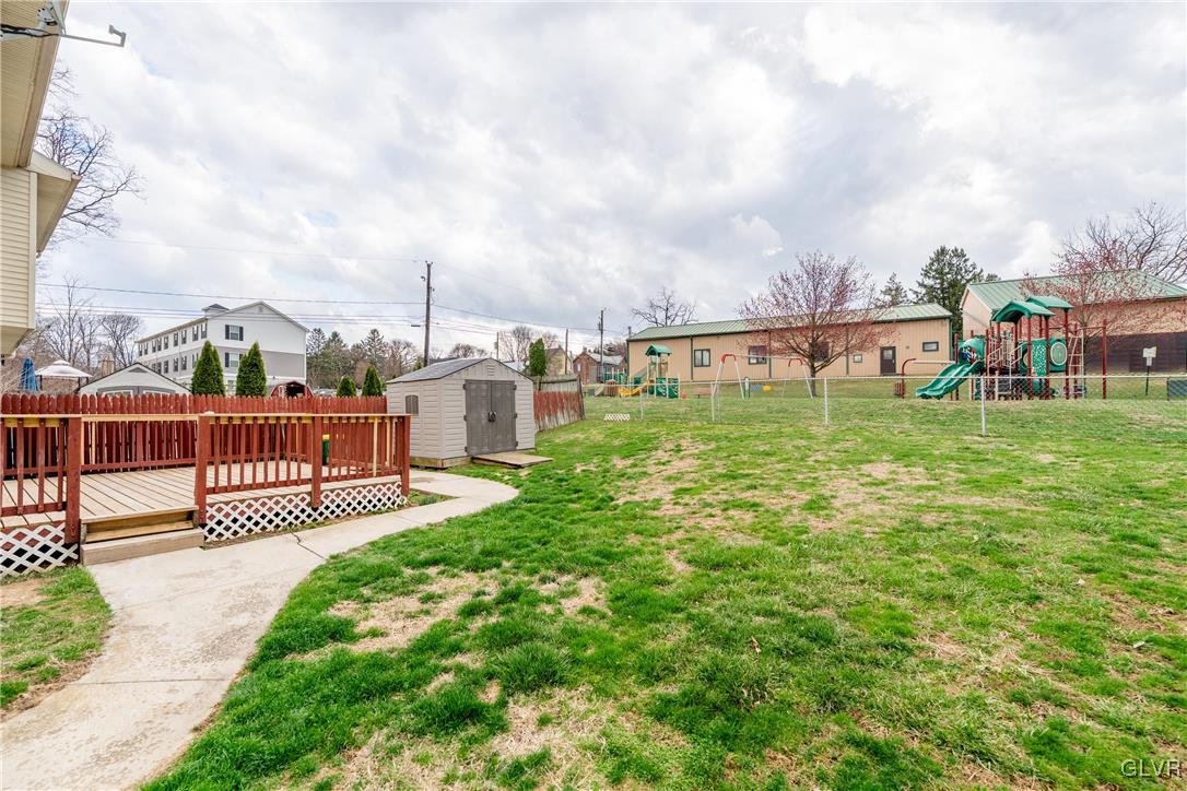 98 Cobblestone Court