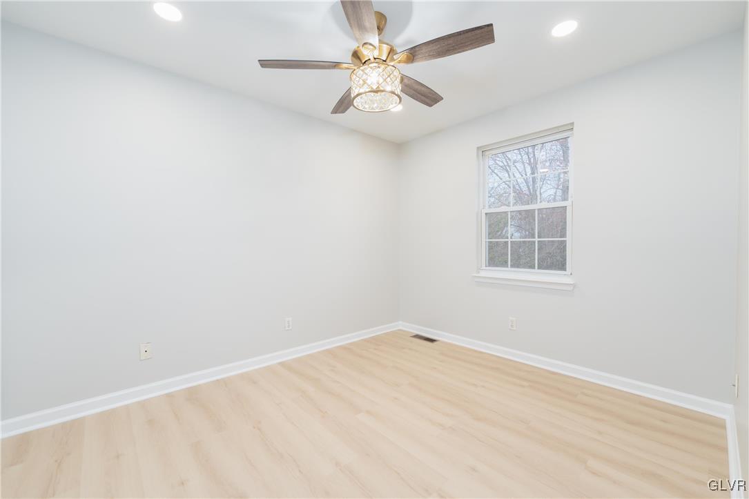 98 Cobblestone Court