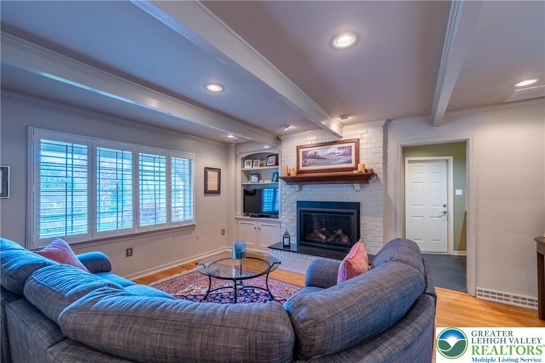 2617 Arbor Circle