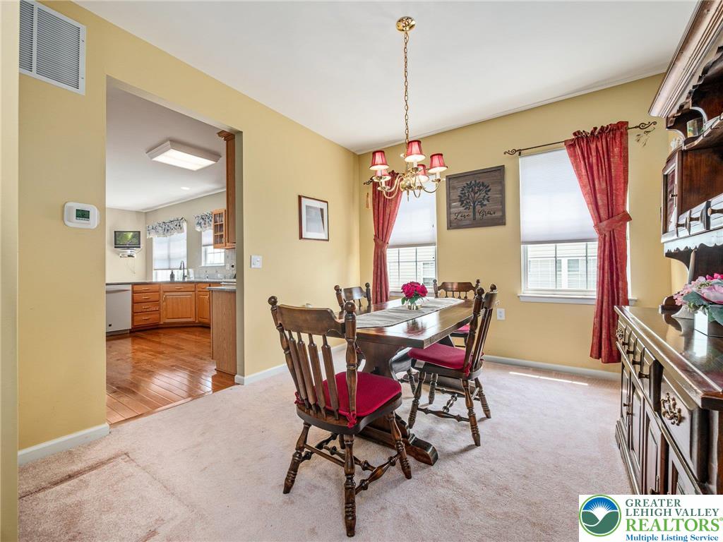 2927 Lifford Lane