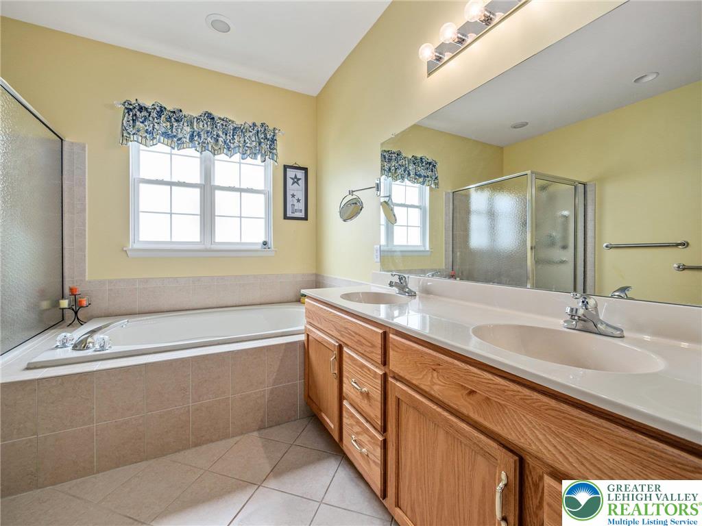 2927 Lifford Lane