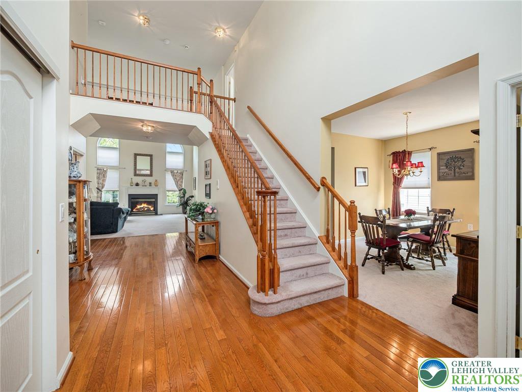 2927 Lifford Lane