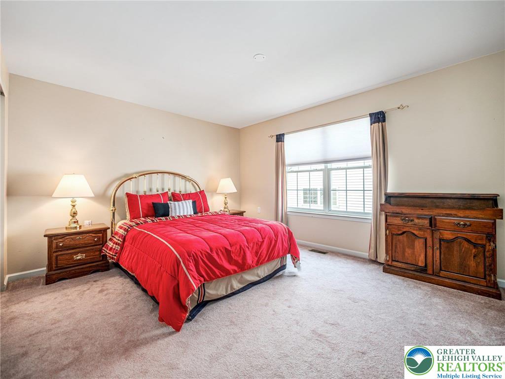 2927 Lifford Lane