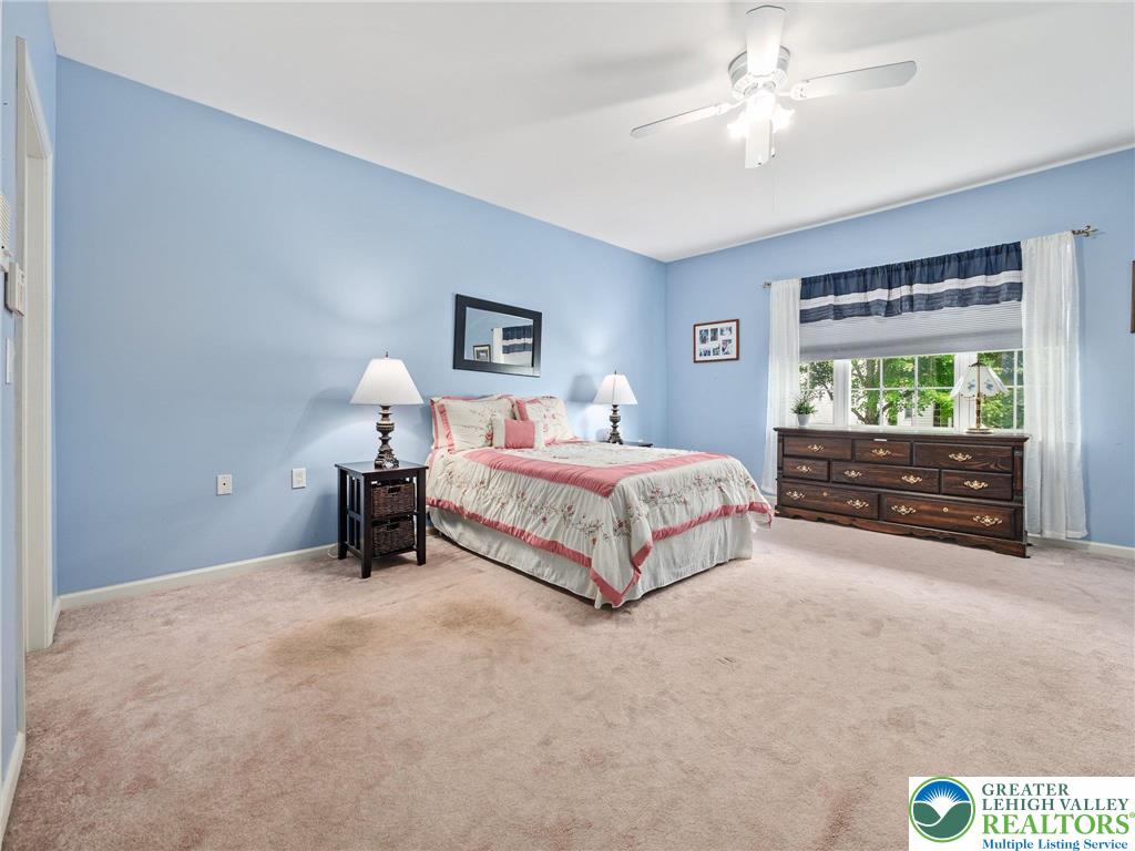2927 Lifford Lane