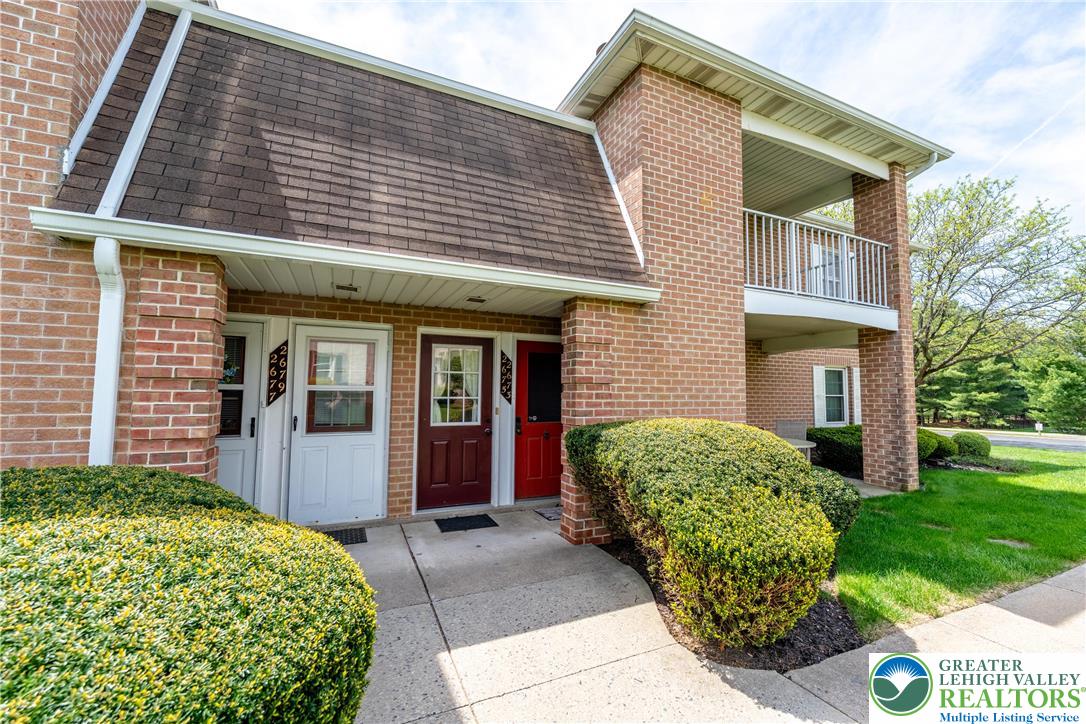 2675 Rolling Green Drive