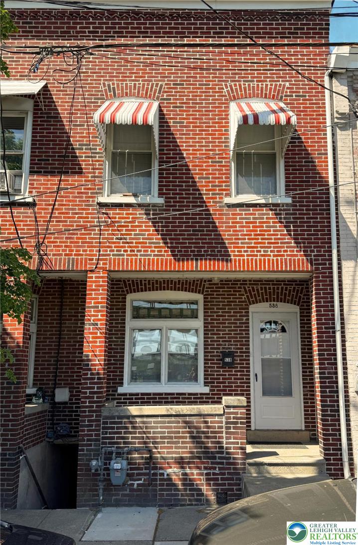 538 Ridge Avenue