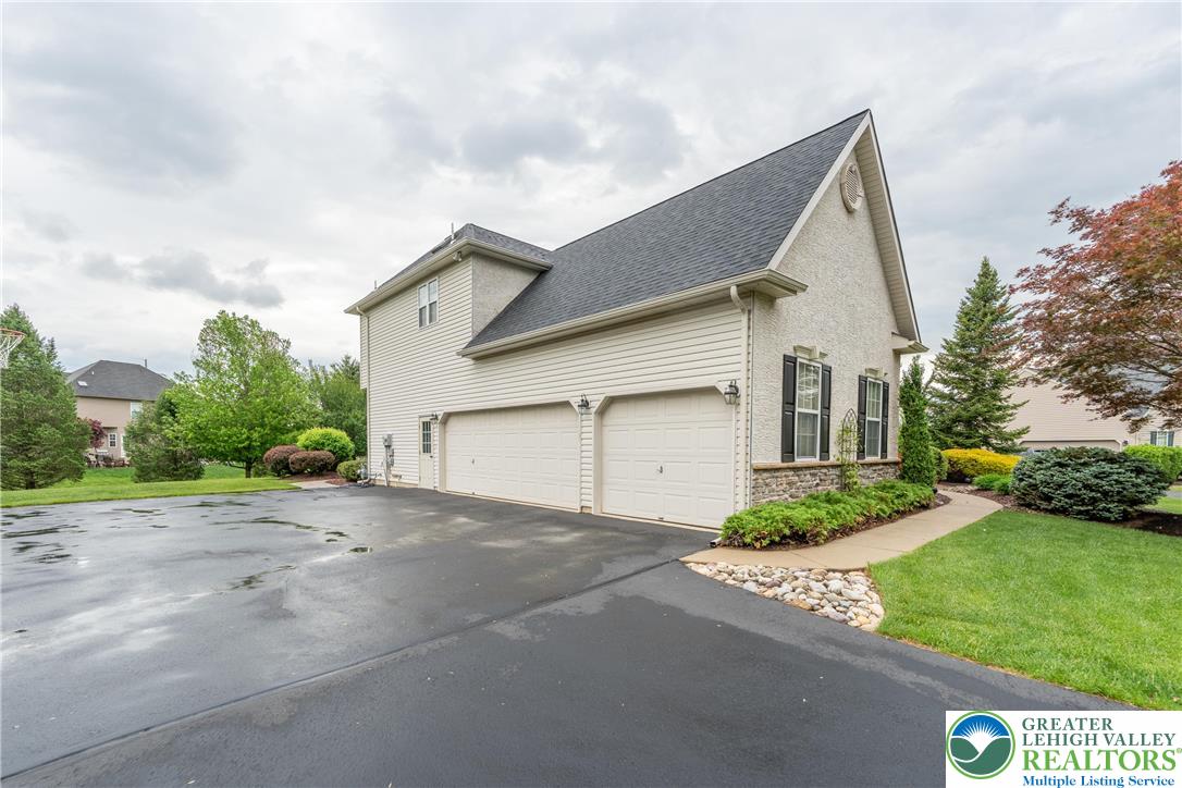 2244 Burgundy Drive
