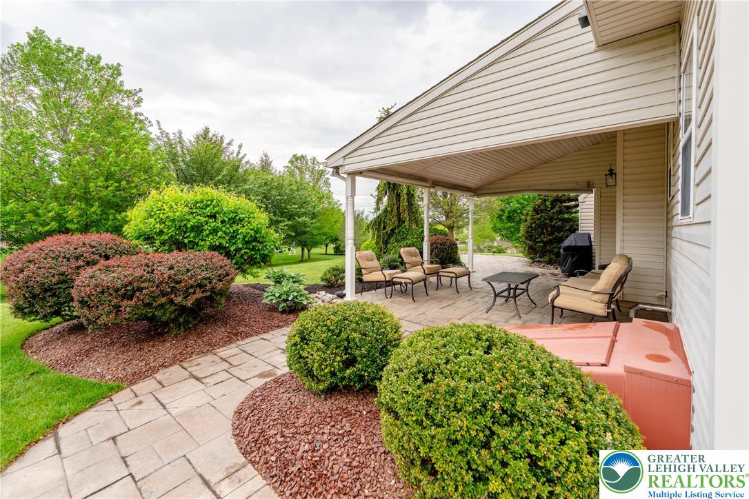 2244 Burgundy Drive