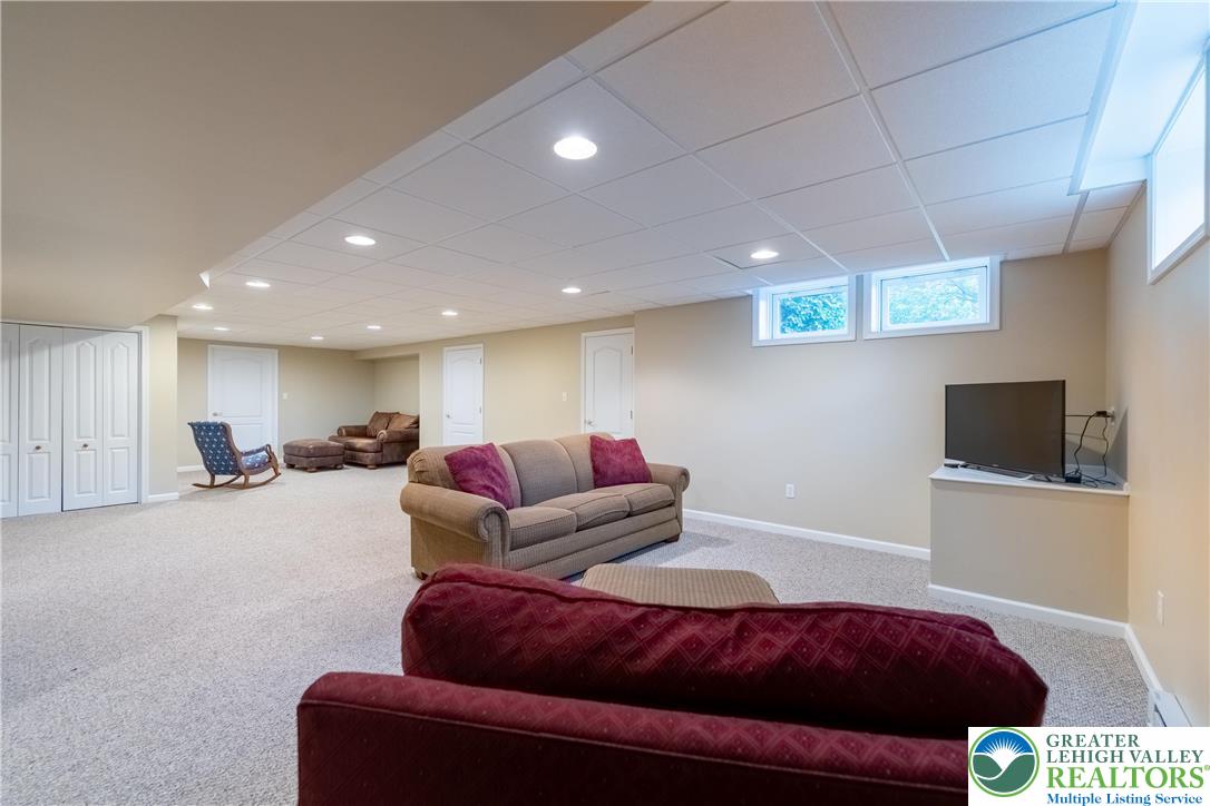 2244 Burgundy Drive