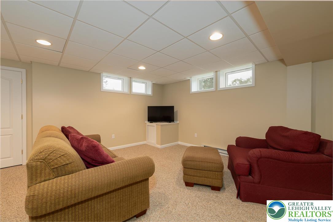 2244 Burgundy Drive