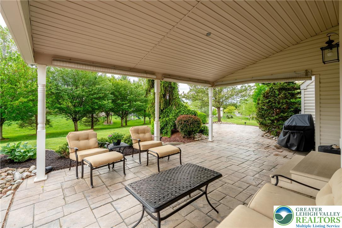 2244 Burgundy Drive