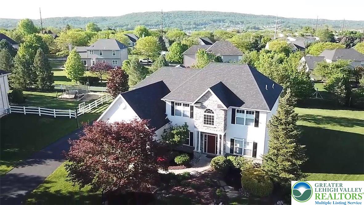 2244 Burgundy Drive