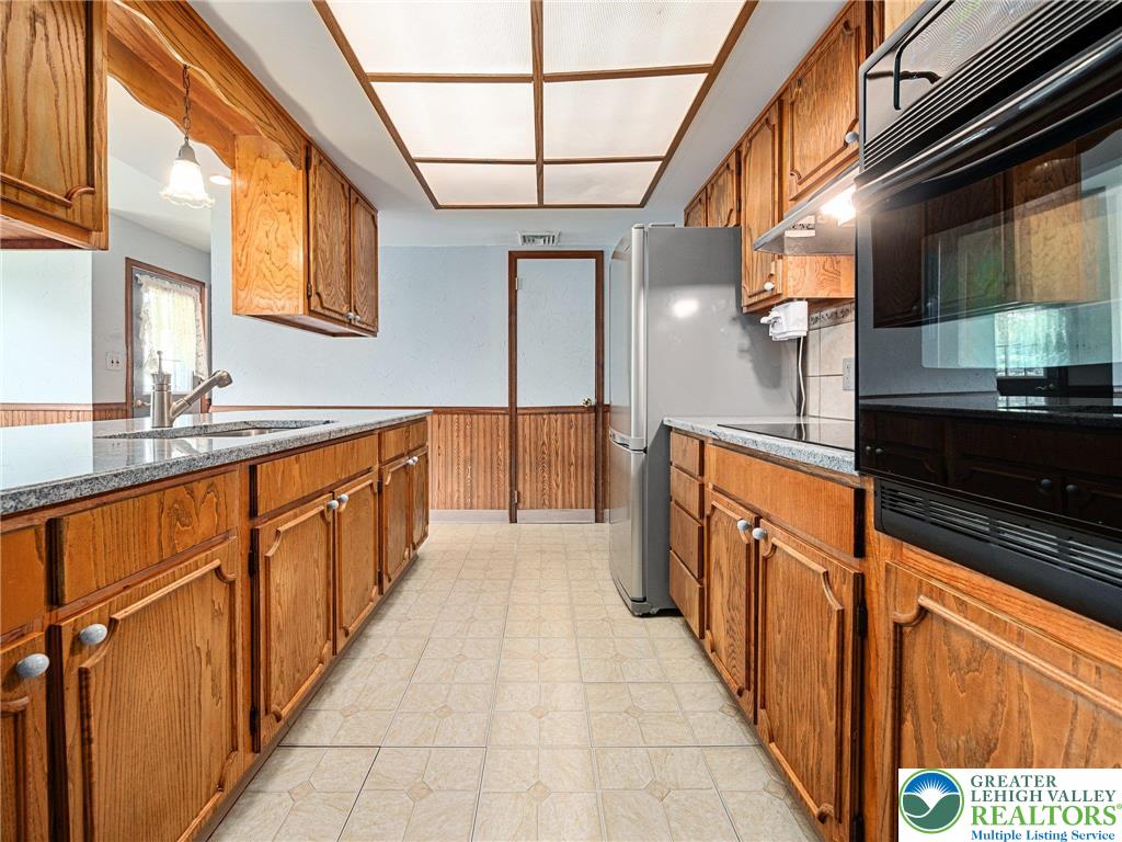 1218 Avocet Drive