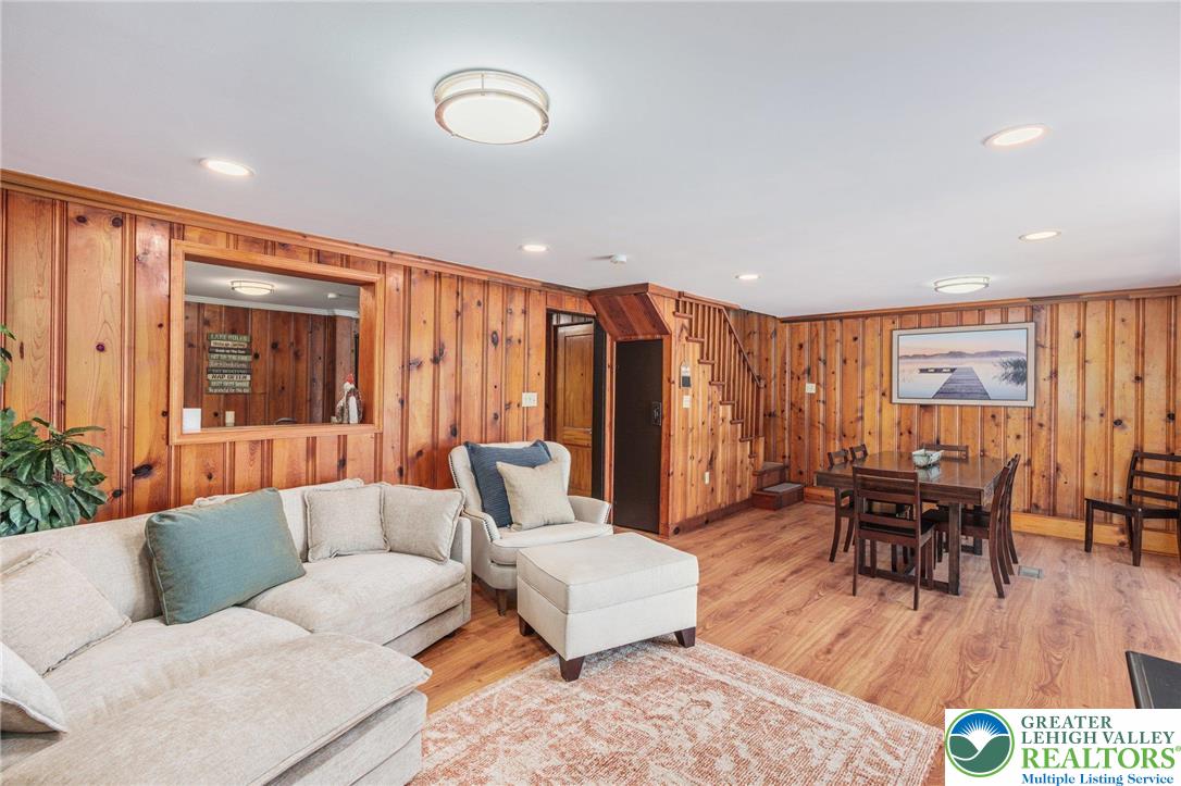 34 South Lake Drive