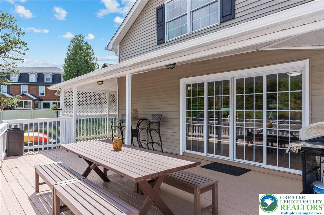 34 South Lake Drive