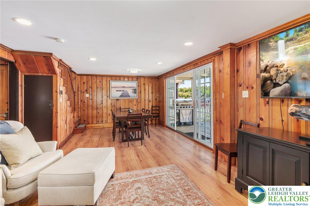 34 South Lake Drive