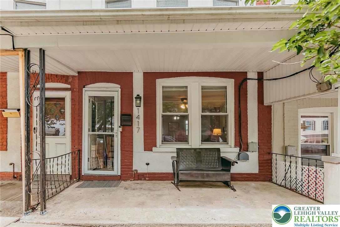 1417 East 8th Street