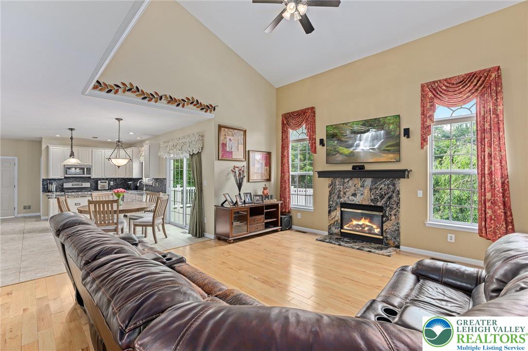 6841 Stone Croft Circle