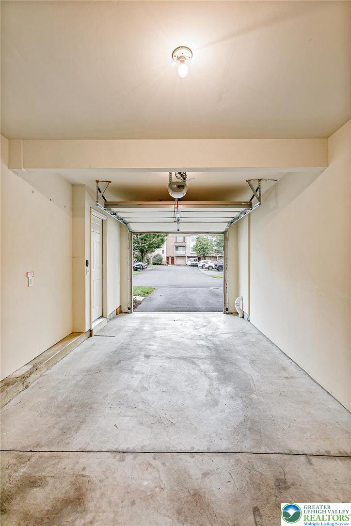 6780 Pioneer Drive