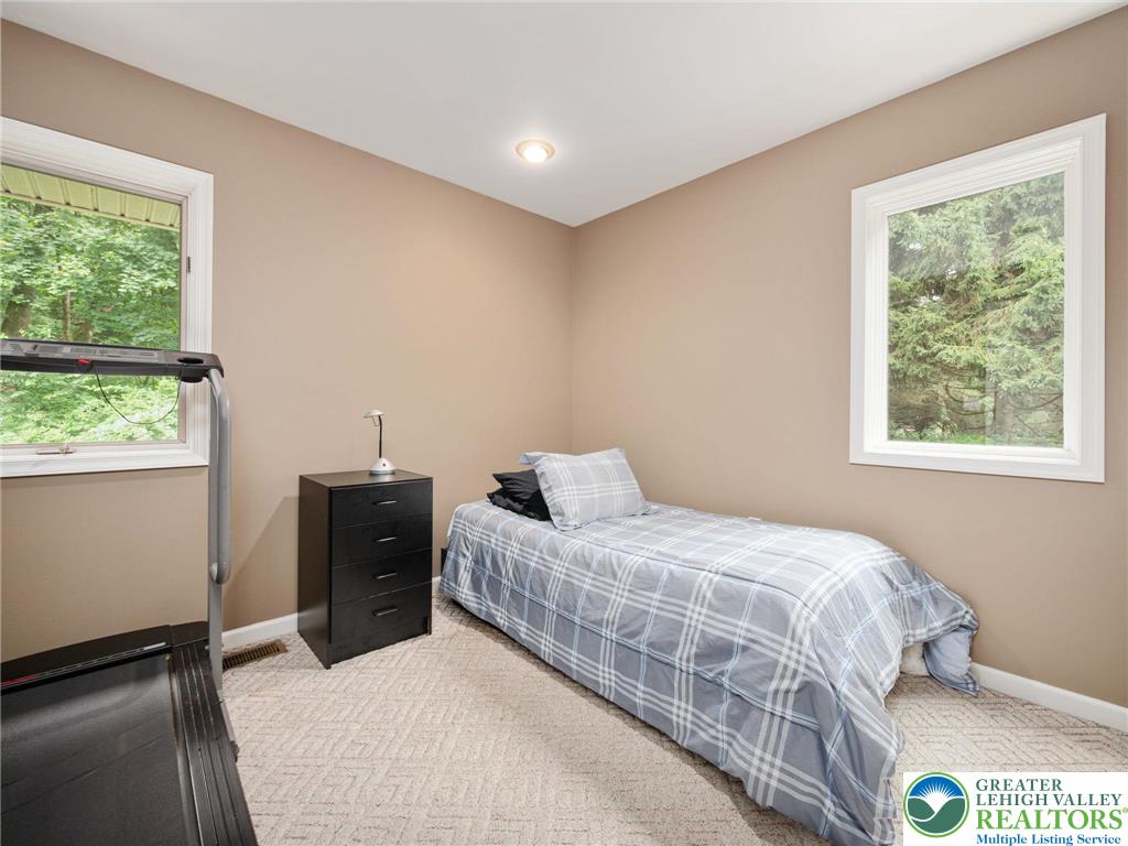 4582 Vera Cruz Road