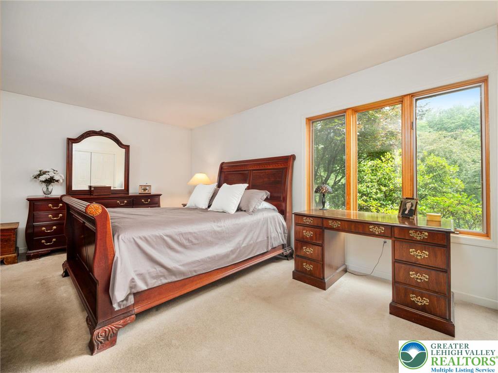 4582 Vera Cruz Road