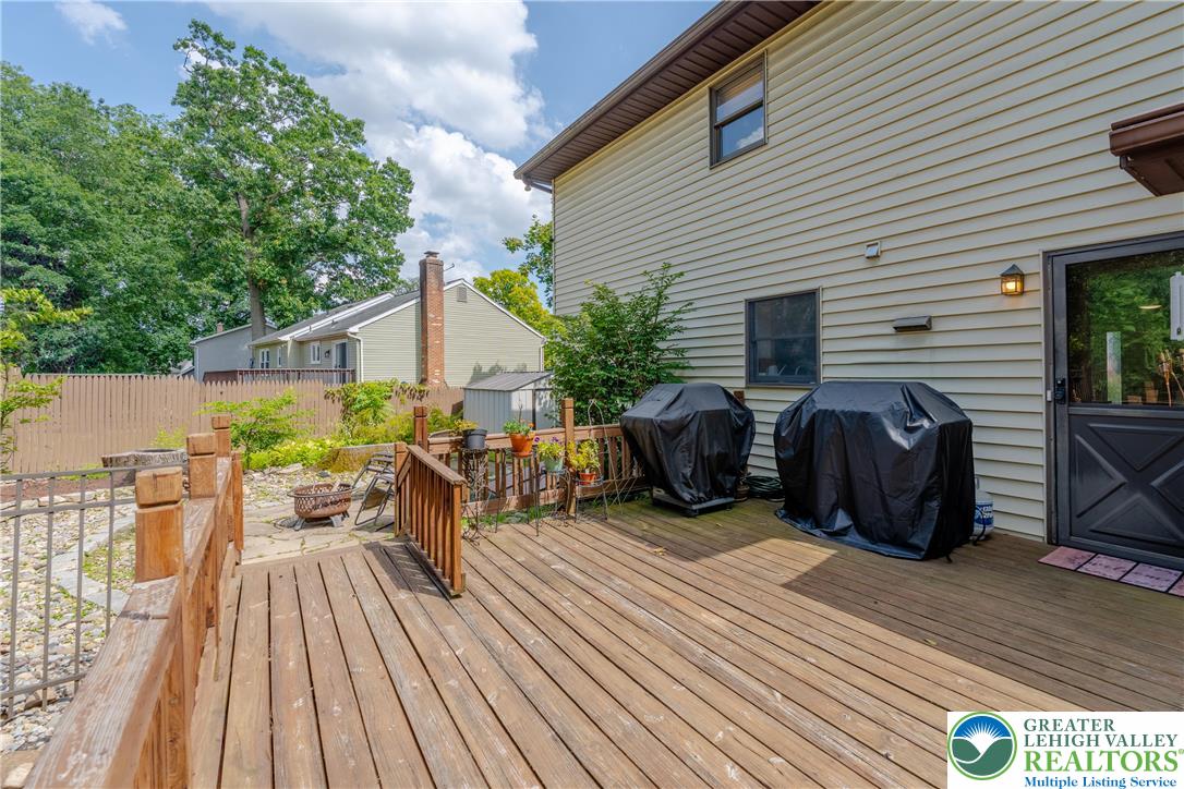 3525 Skyline Drive