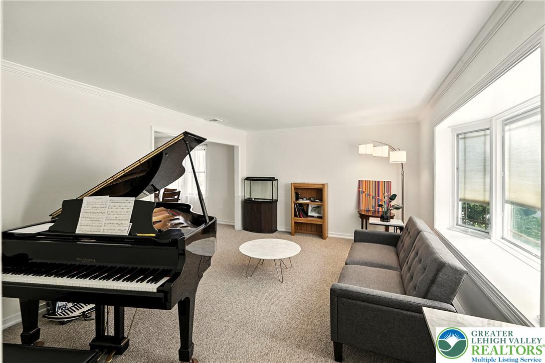 3525 Skyline Drive