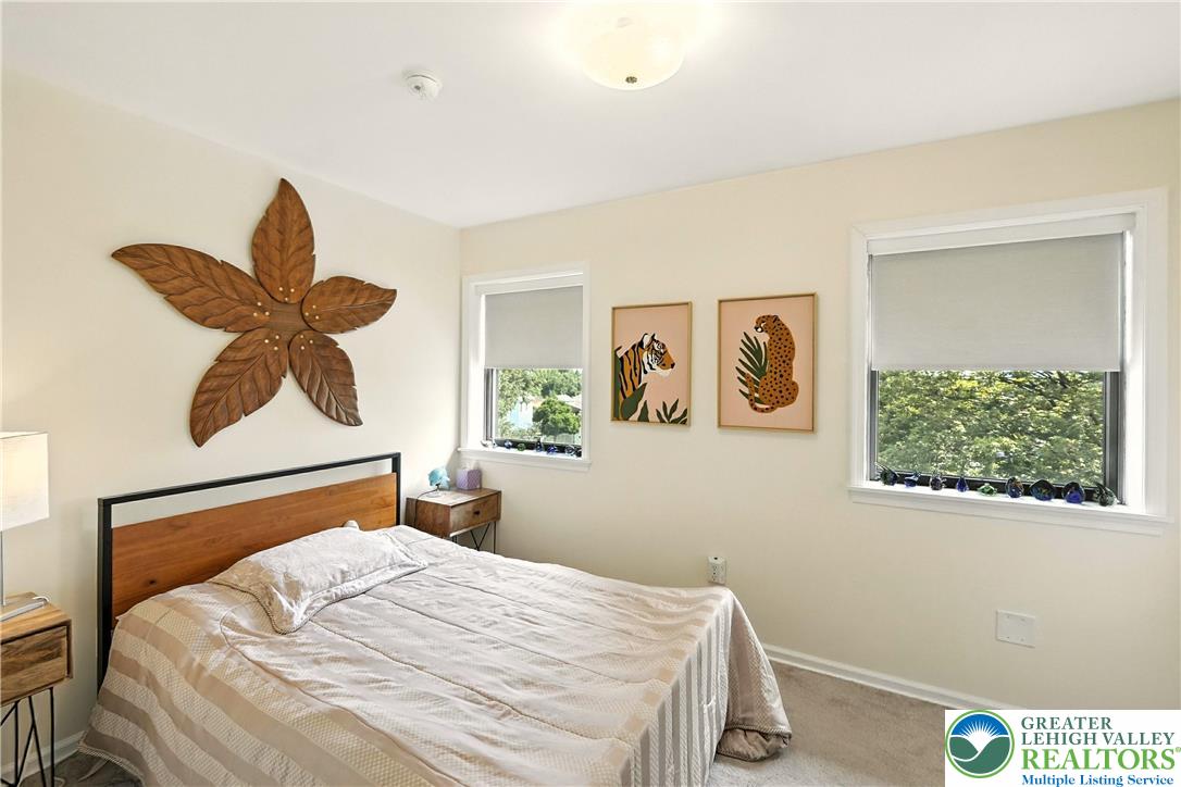 3525 Skyline Drive
