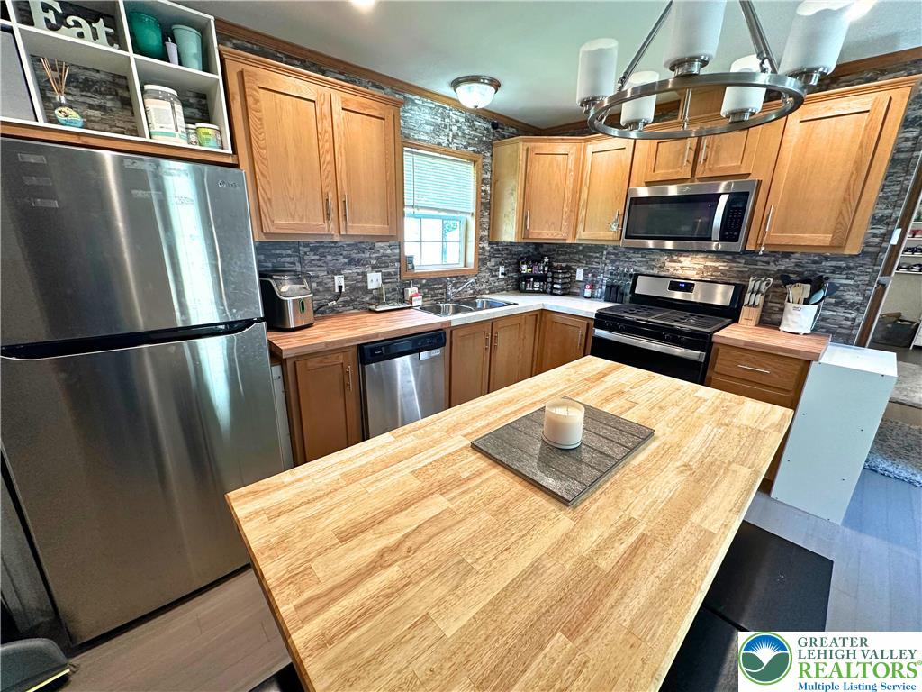 187 Creekside Manor Drive